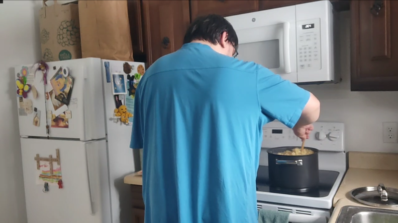 File:BradleyStirsPasta.png