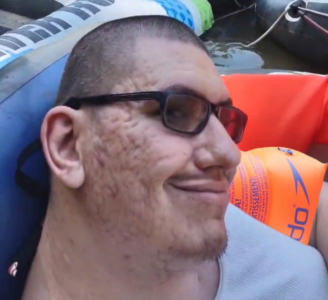 File:Bradtube.png