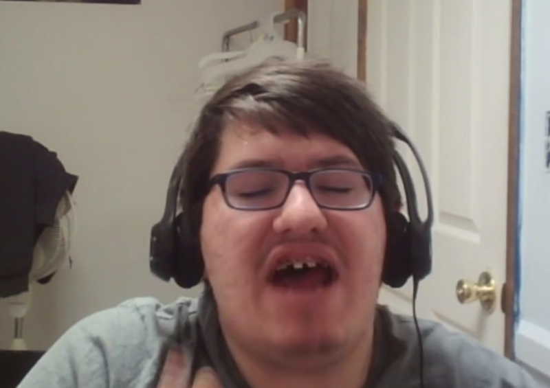File:Bradley Teeth.png
